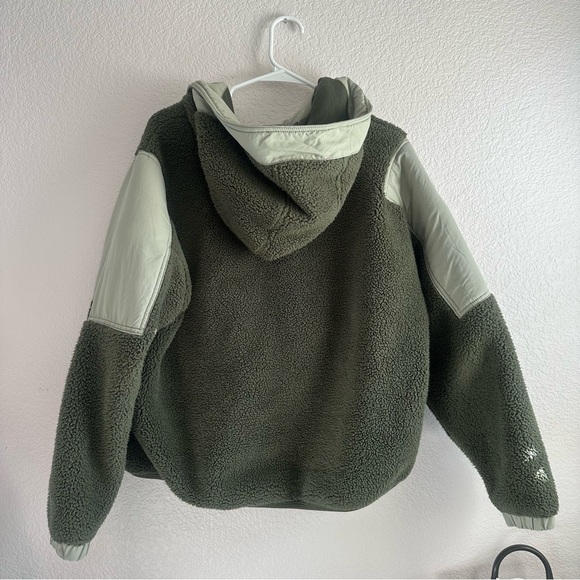 FP movement fleece - Picture 3 of 3